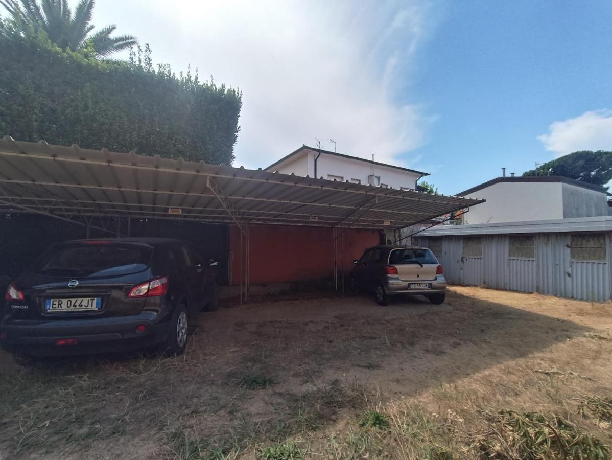 Le Palme 98 "Casa Vacanze" Lido di Camaiore Exterior foto