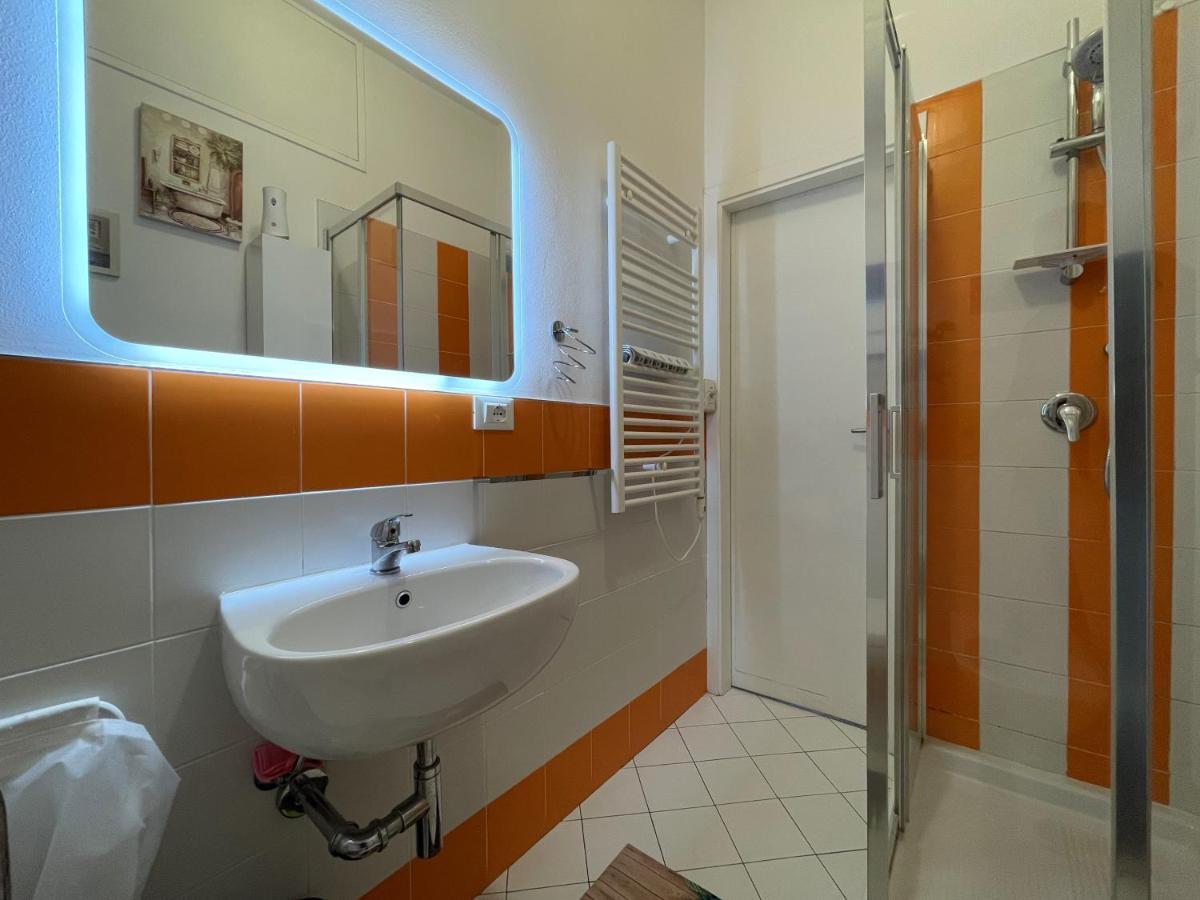 Le Palme 98 "Casa Vacanze" Lido di Camaiore Exterior foto